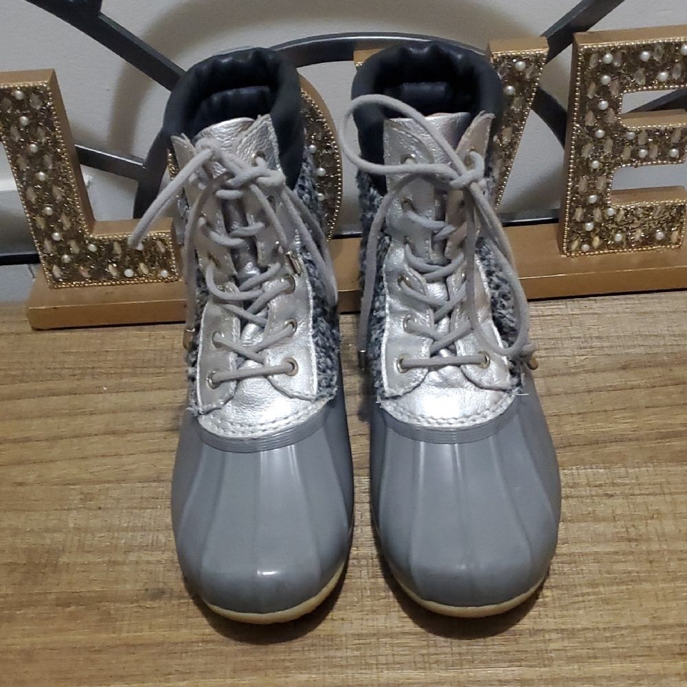 Sam Edelman Women's Caldwell Silver Ankle Duck Boots Sz 5 Winter Rain Waterproof
